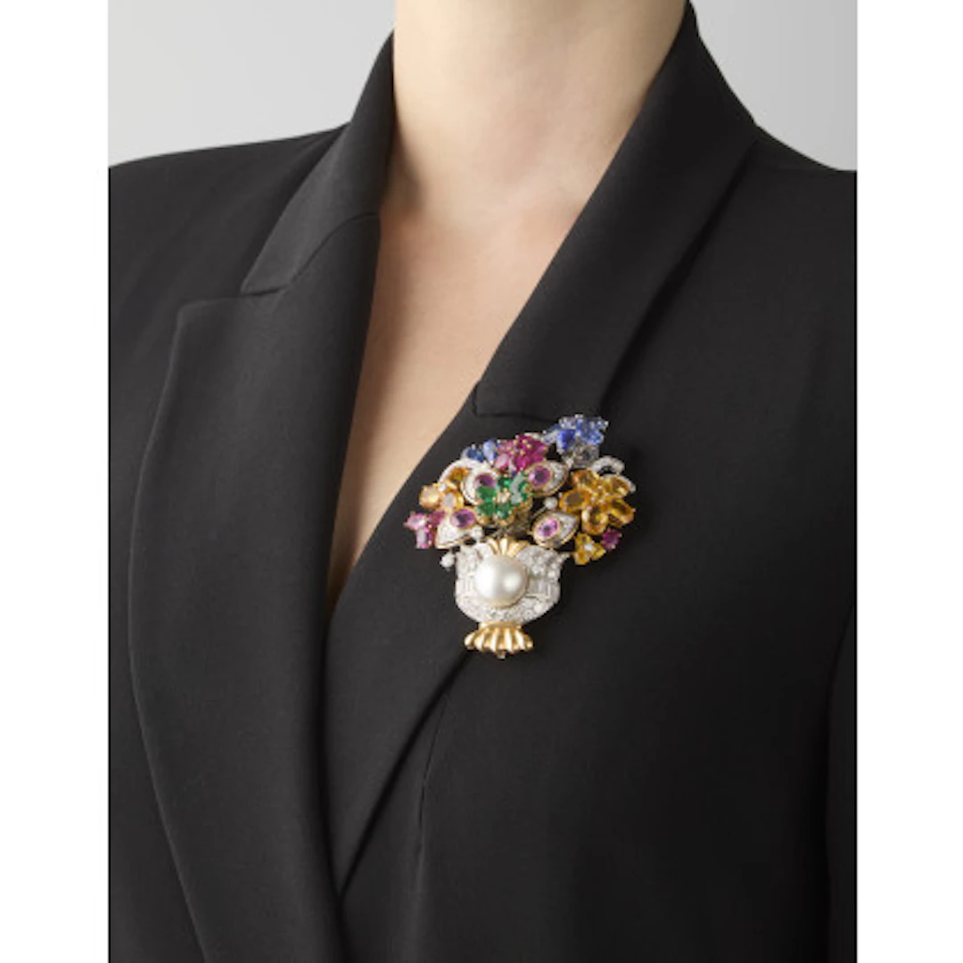 * Broche a vaso di fiori "en tremblant" in oro giallo e bianco, diamanti