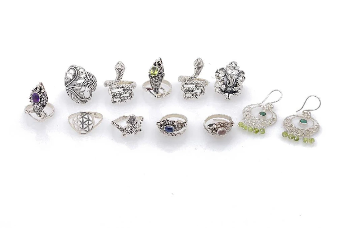 LOT OF 12 ASSORTED STERLING SILVER RINGS & EARRINGS