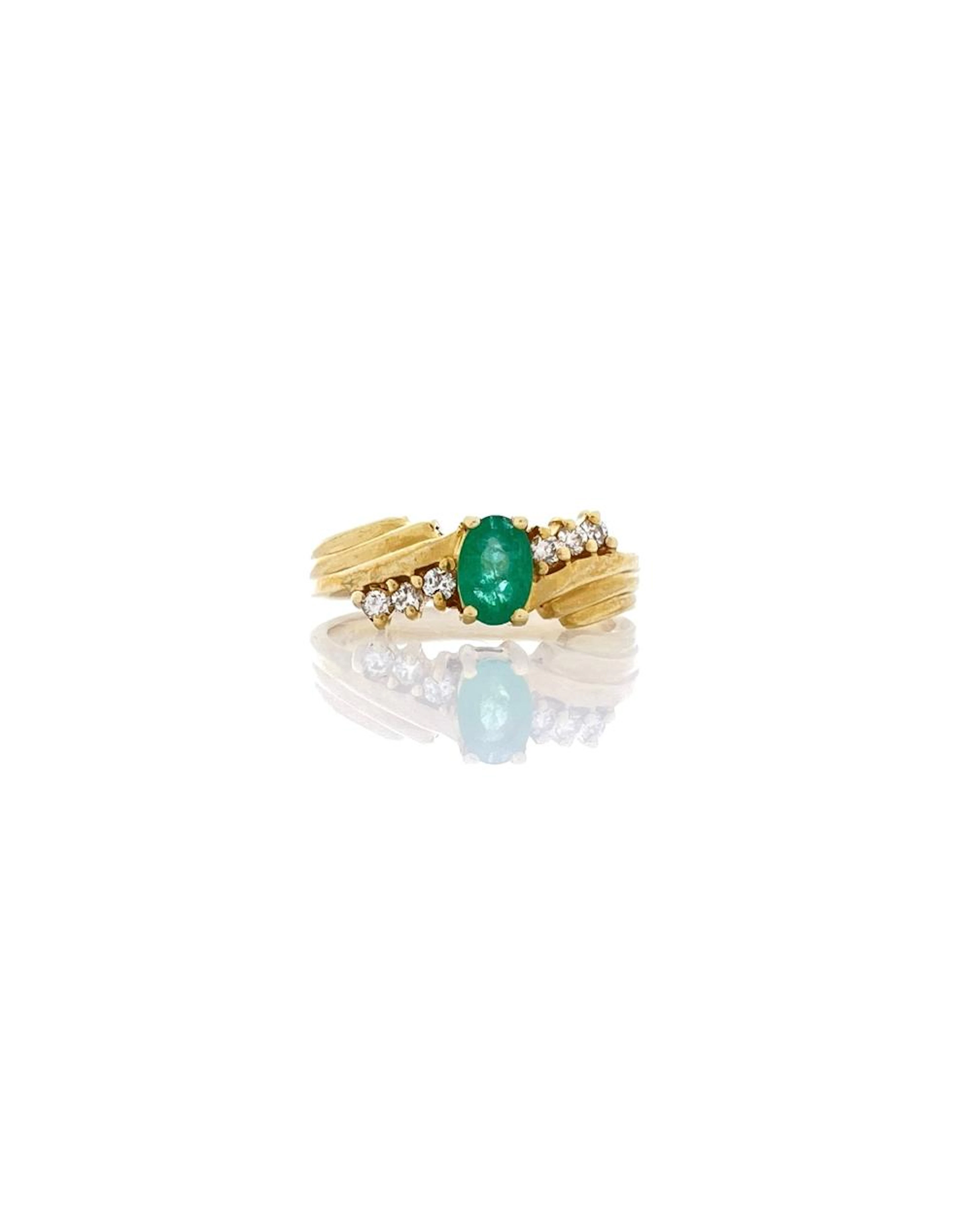 14K YELLOW GOLD .42CTTW EMERALD & DIAMOND RING