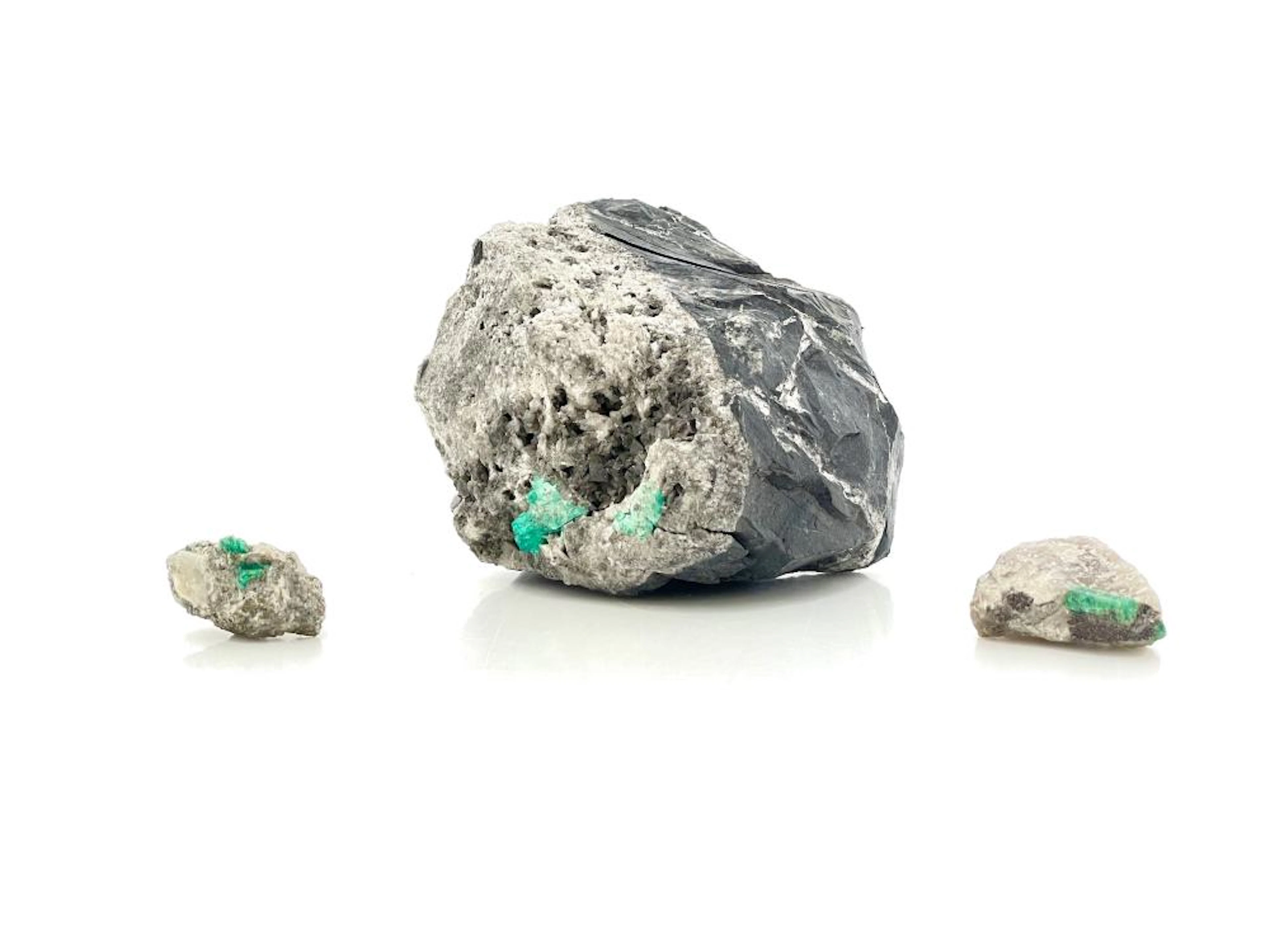 LOT OF 3 BLACK SCHIST, QUARTZ, & COLOMBIAN EMERALD SPECIMENS
