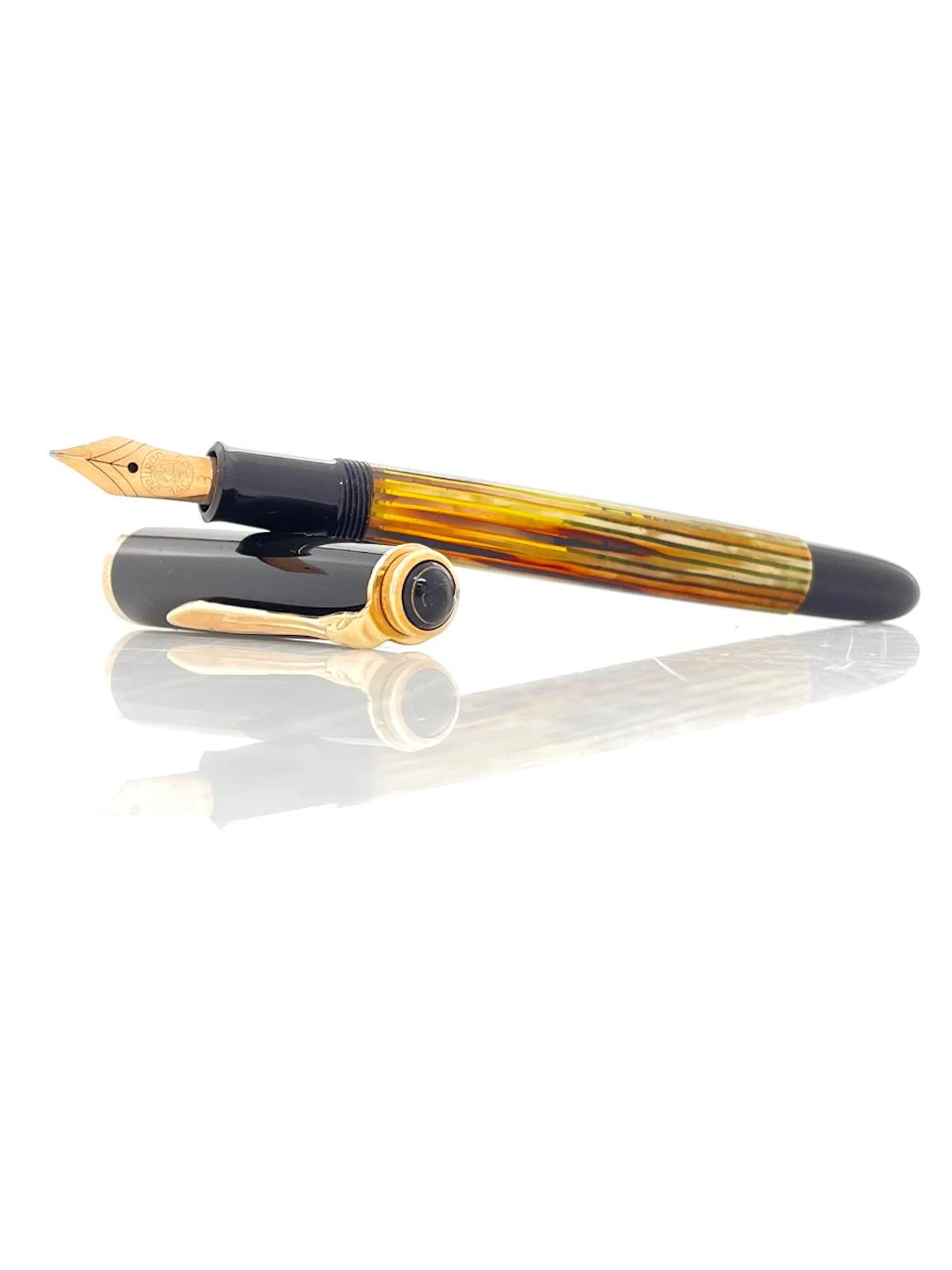 VINTAGE PELIKAN 400NN TORTOISESHELL CELLULOID FOUNTAIN PEN