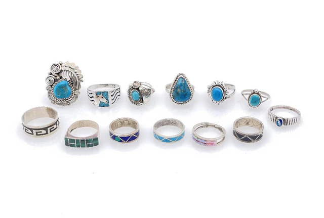 LOT OF 13 NATIVE AMERICAN & SOUTHWESTERN STERLING SILVER STONE RINGS