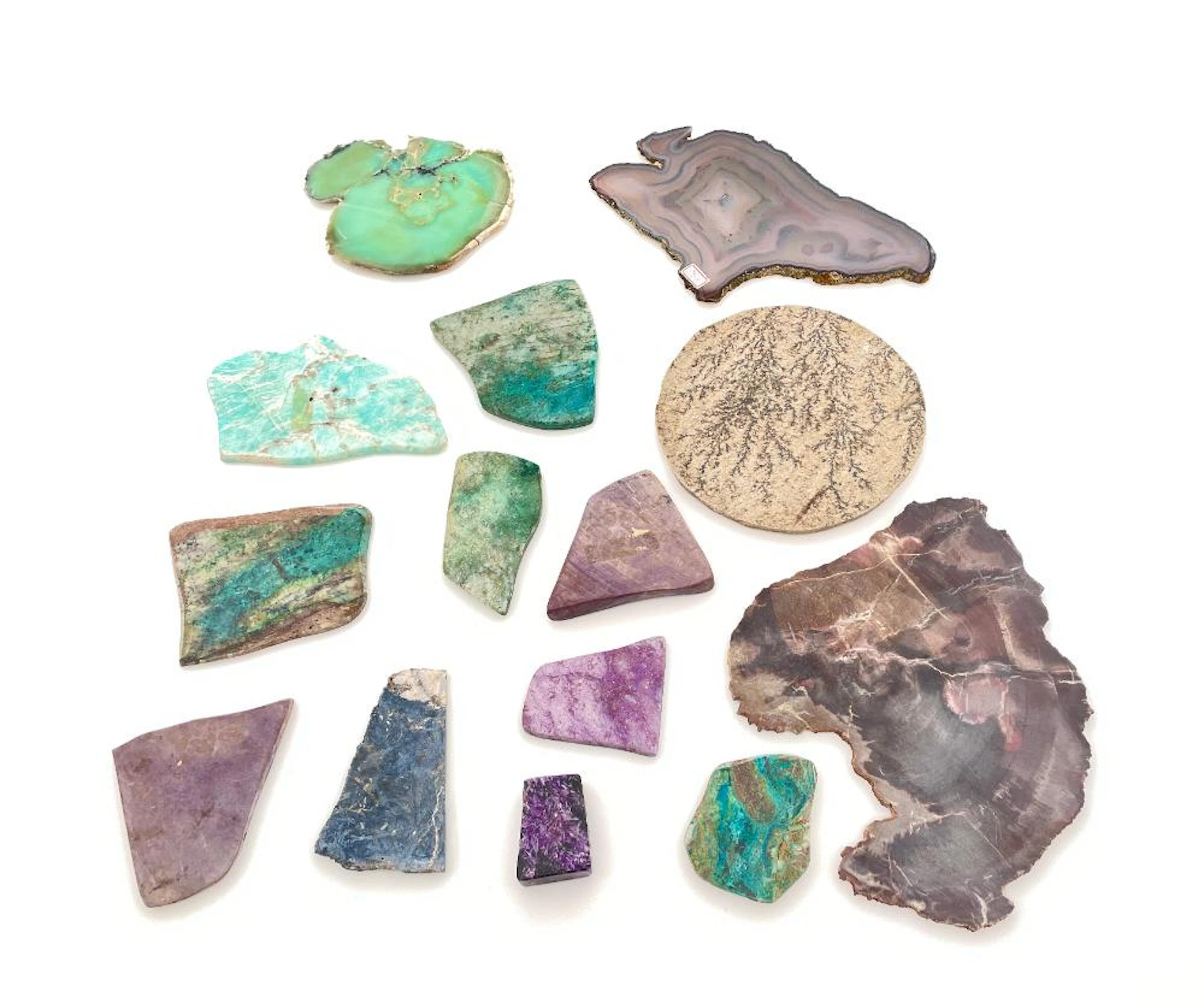 LOT OF ASSORTED CHAROITE, AMAZONITE, CHRYSOPRASE & DENDRITIC AGATE SLICES