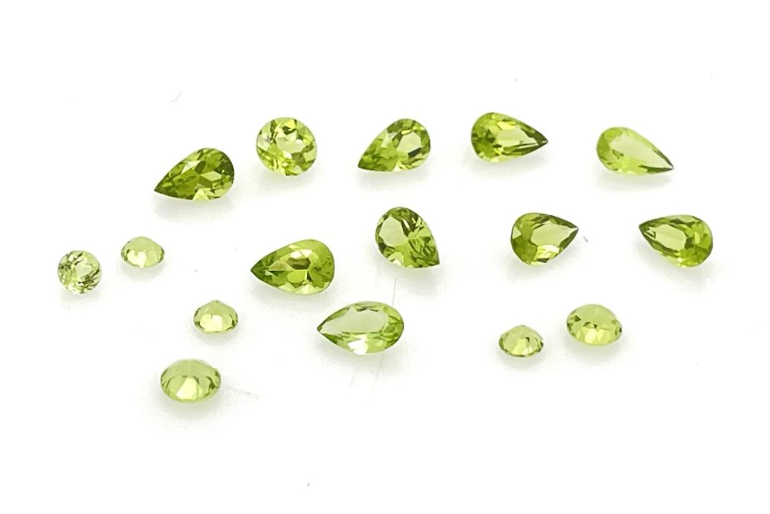 10.52CTTW PERIDOT GEMSTONES