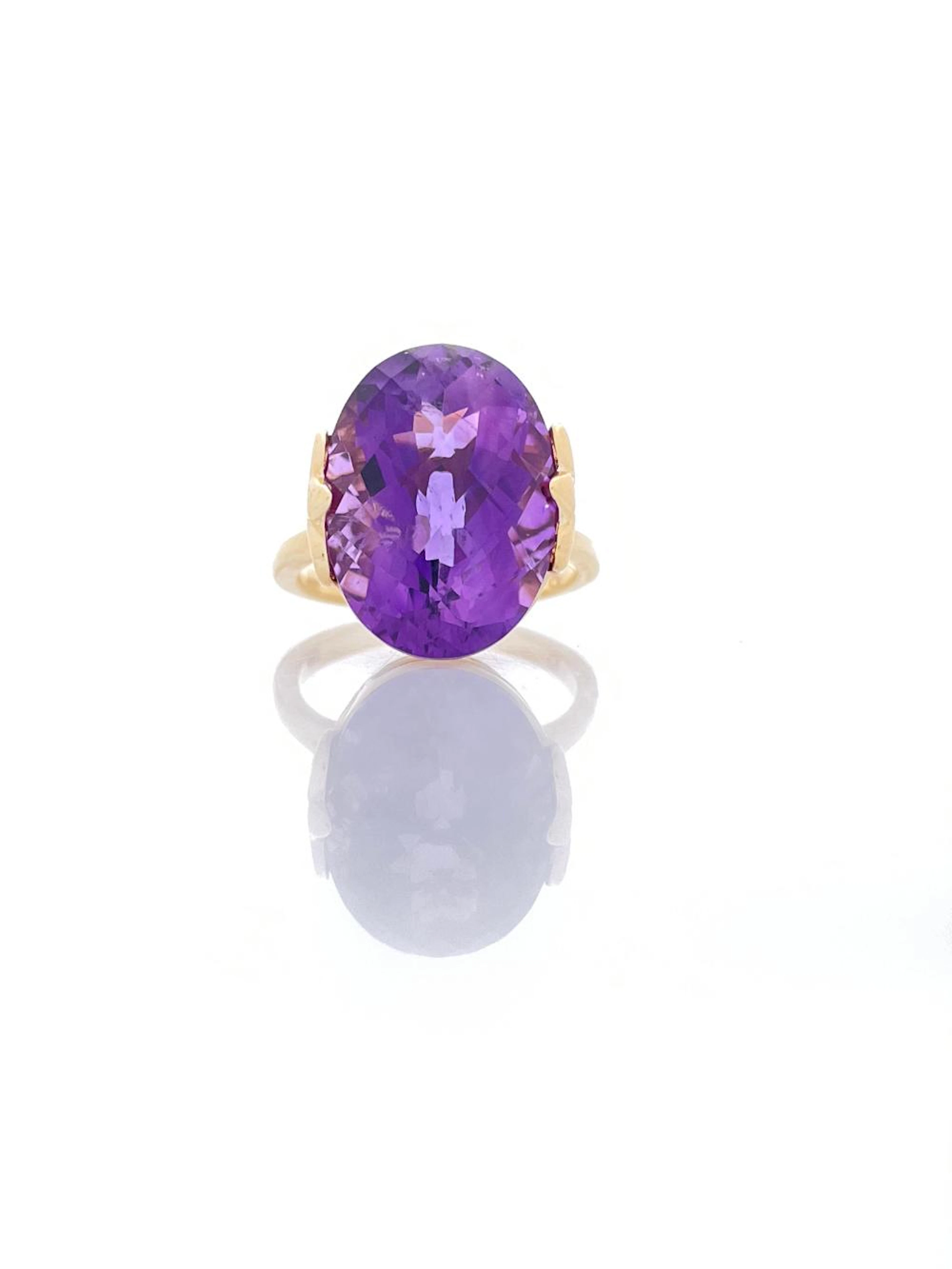 14K YELLOW GOLD 11.13CT AMETHYST RING