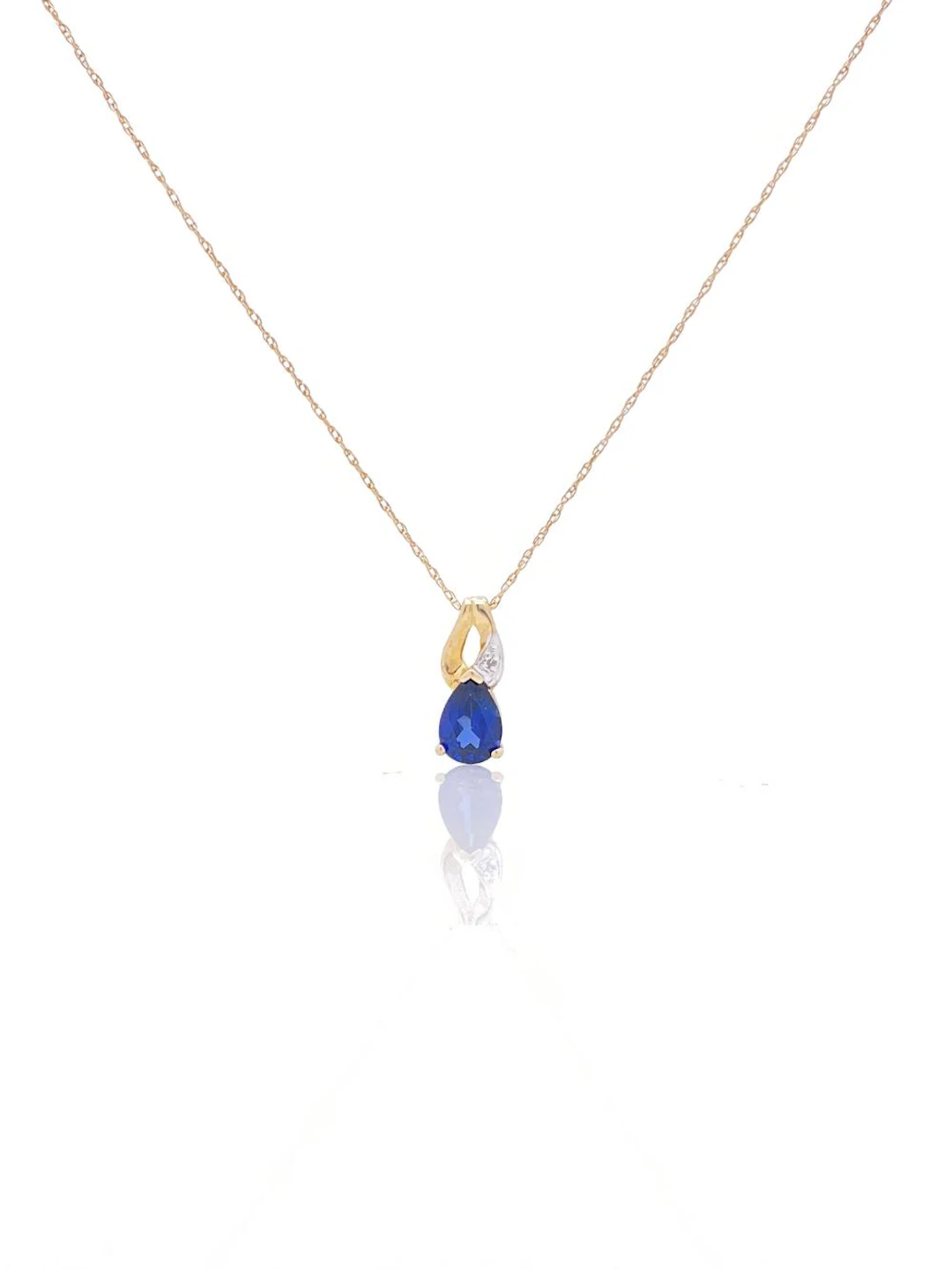 10K YELLOW GOLD SAPPHIRE & DIAMOND PENDANT NECKLACE
