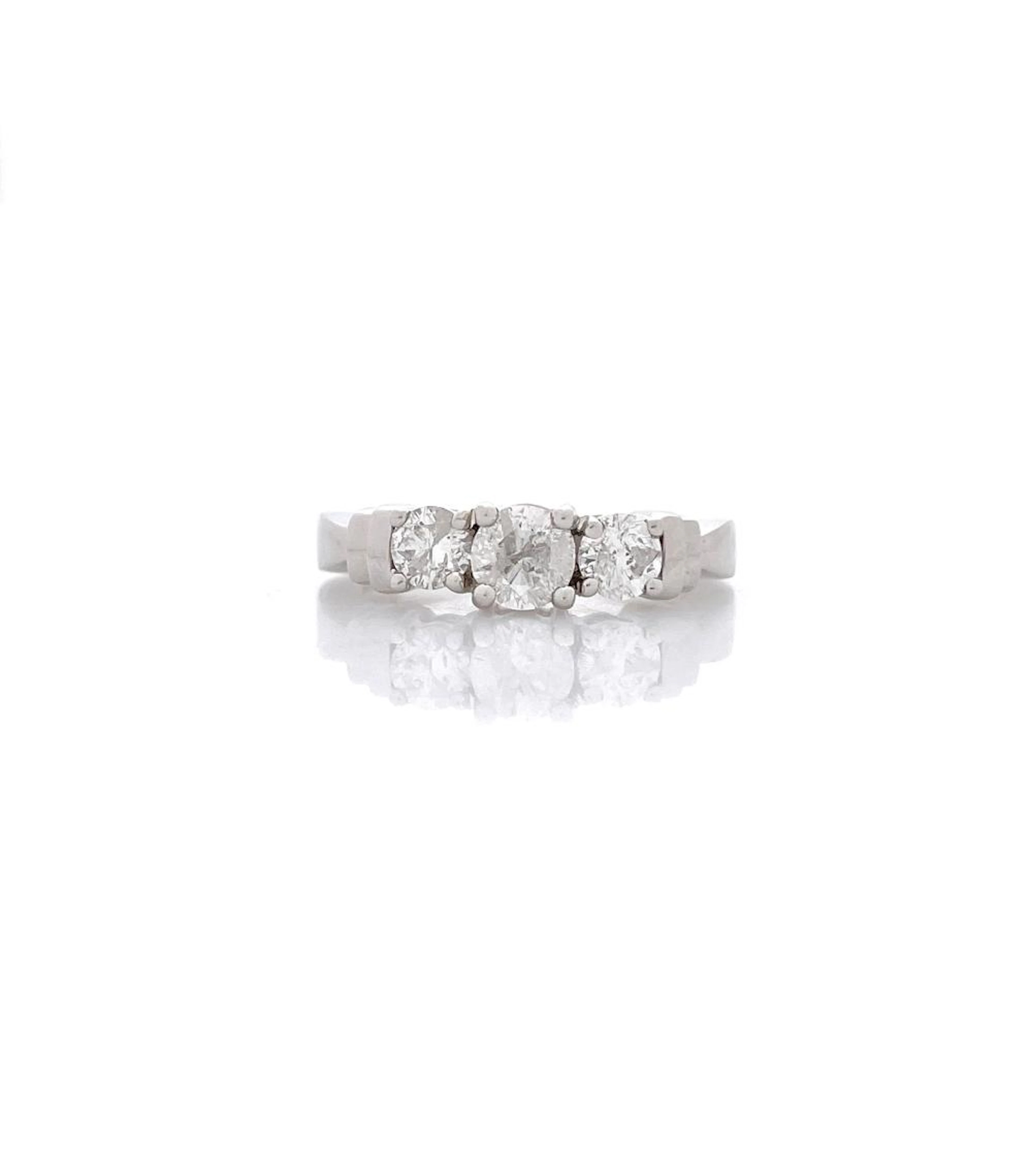 14K WHITE GOLD .97CTTW 3 DIAMOND RING
