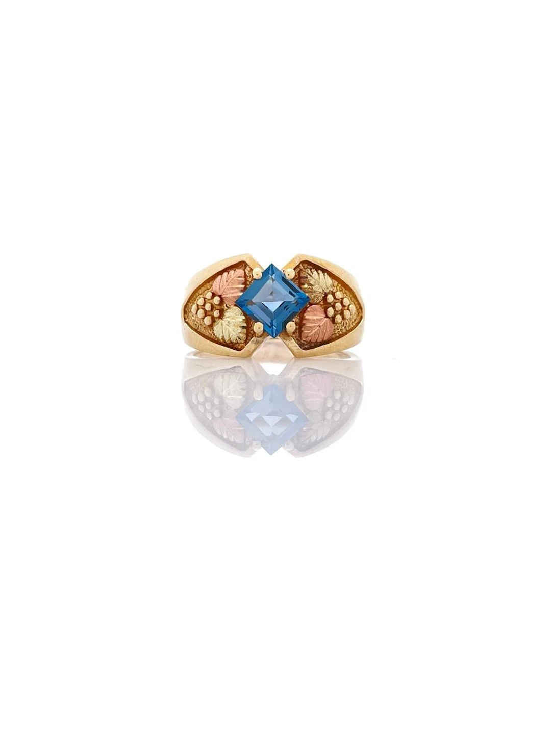10K BLACK HILLS GOLD .55CT LONDON BLUE TOPAZ RING