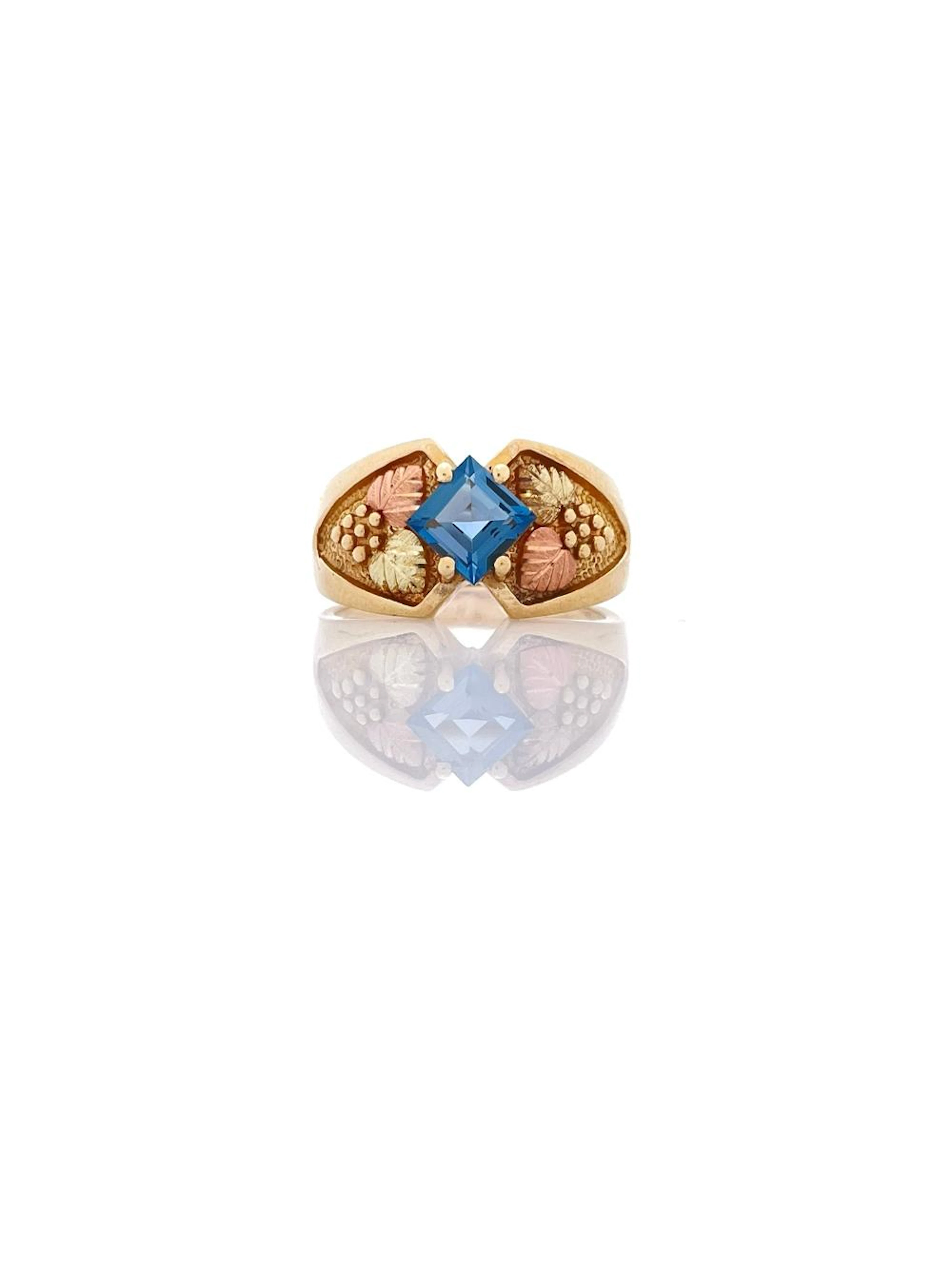 10K BLACK HILLS GOLD .55CT LONDON BLUE TOPAZ RING