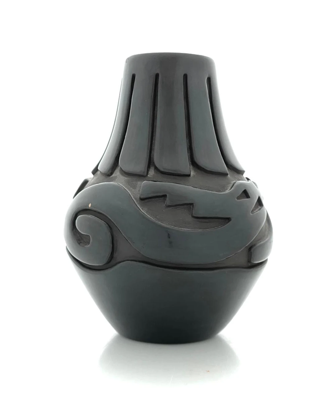 VICKIE MARTINEZ SANTA CLARA PUEBLO BLACKWARE POTTERY JAR