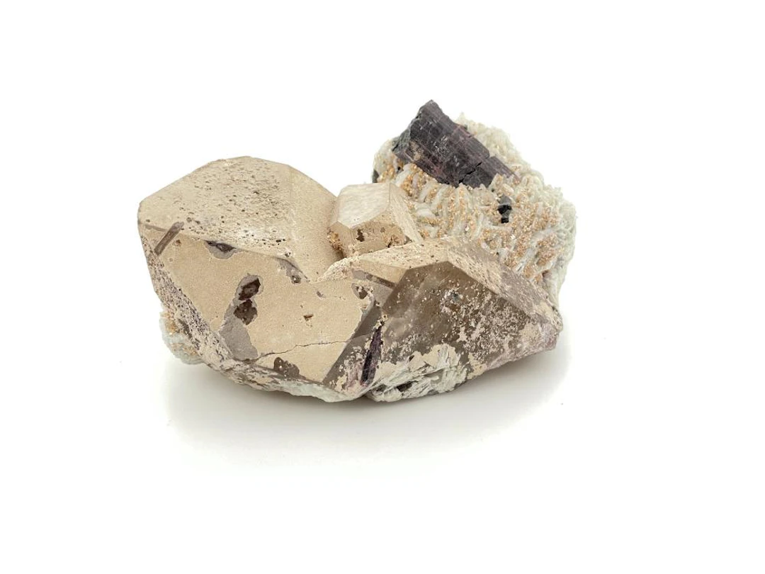 TOURMALINE IN QUARTZ CRYSTAL SPECIMEN