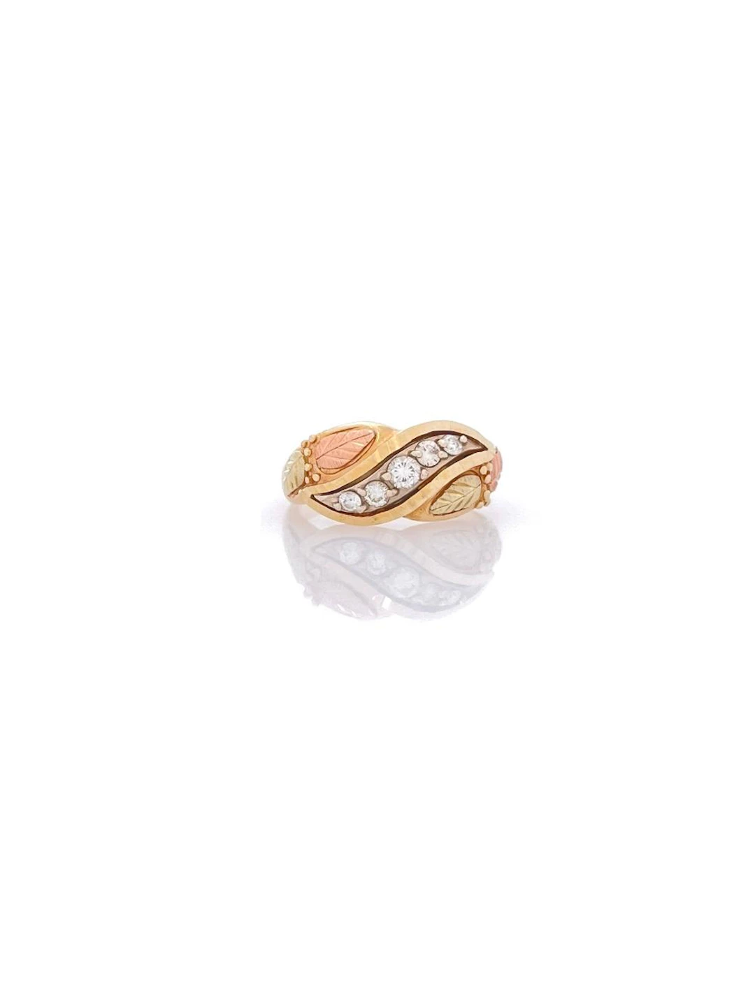 10K BLACK HILLS TRI-COLOR GOLD .25CTTW DIAMOND RIN