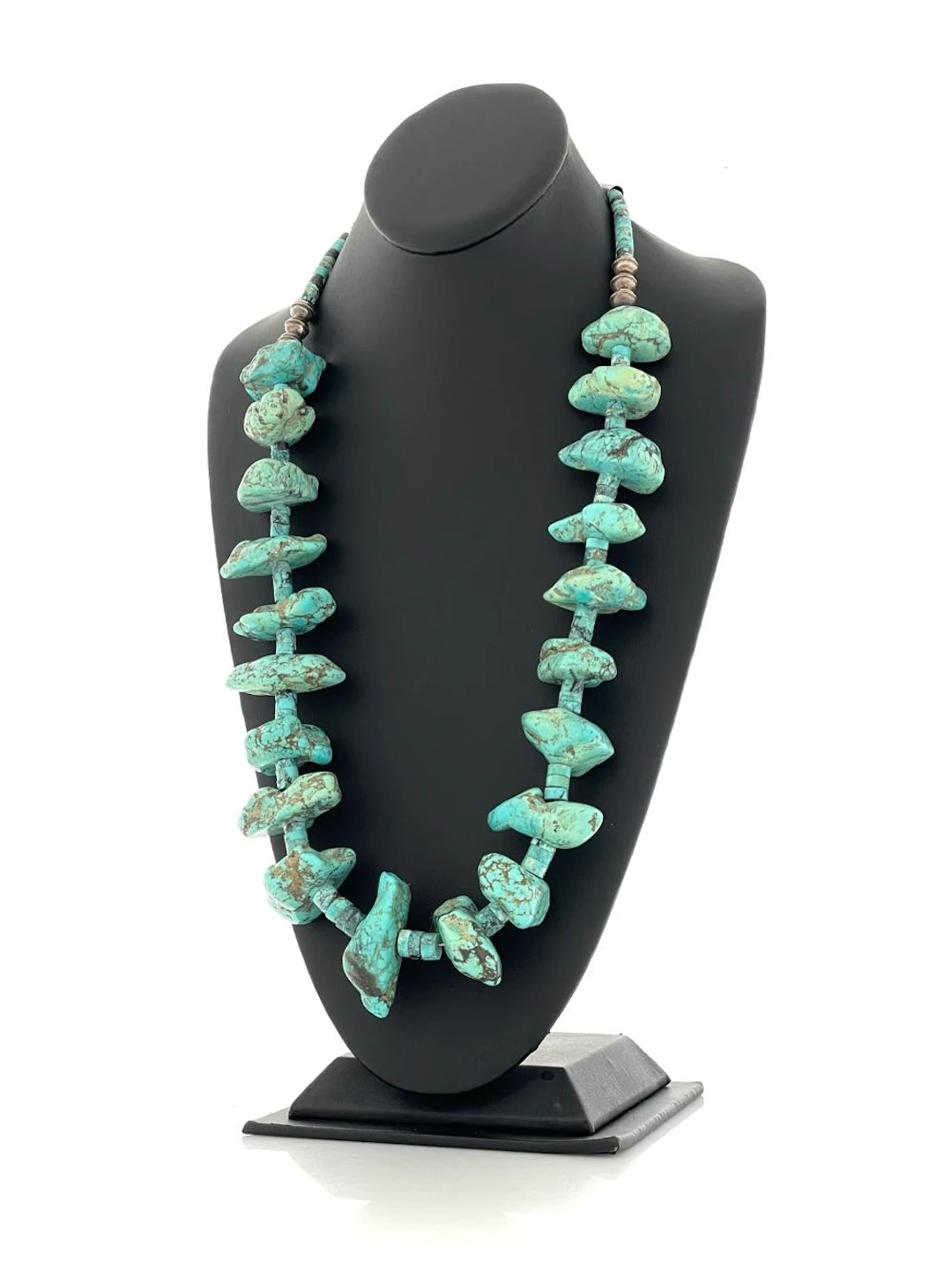 NATIVE AMERICAN STERLING SILVER TURQUOISE NUGGET NECKLACE