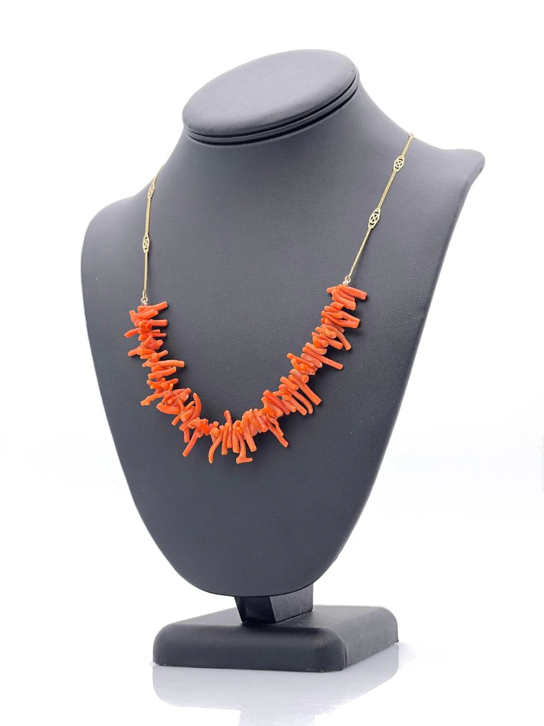 UNOAERRE 14K YELLOW GOLD CORAL STEM NECKLACE