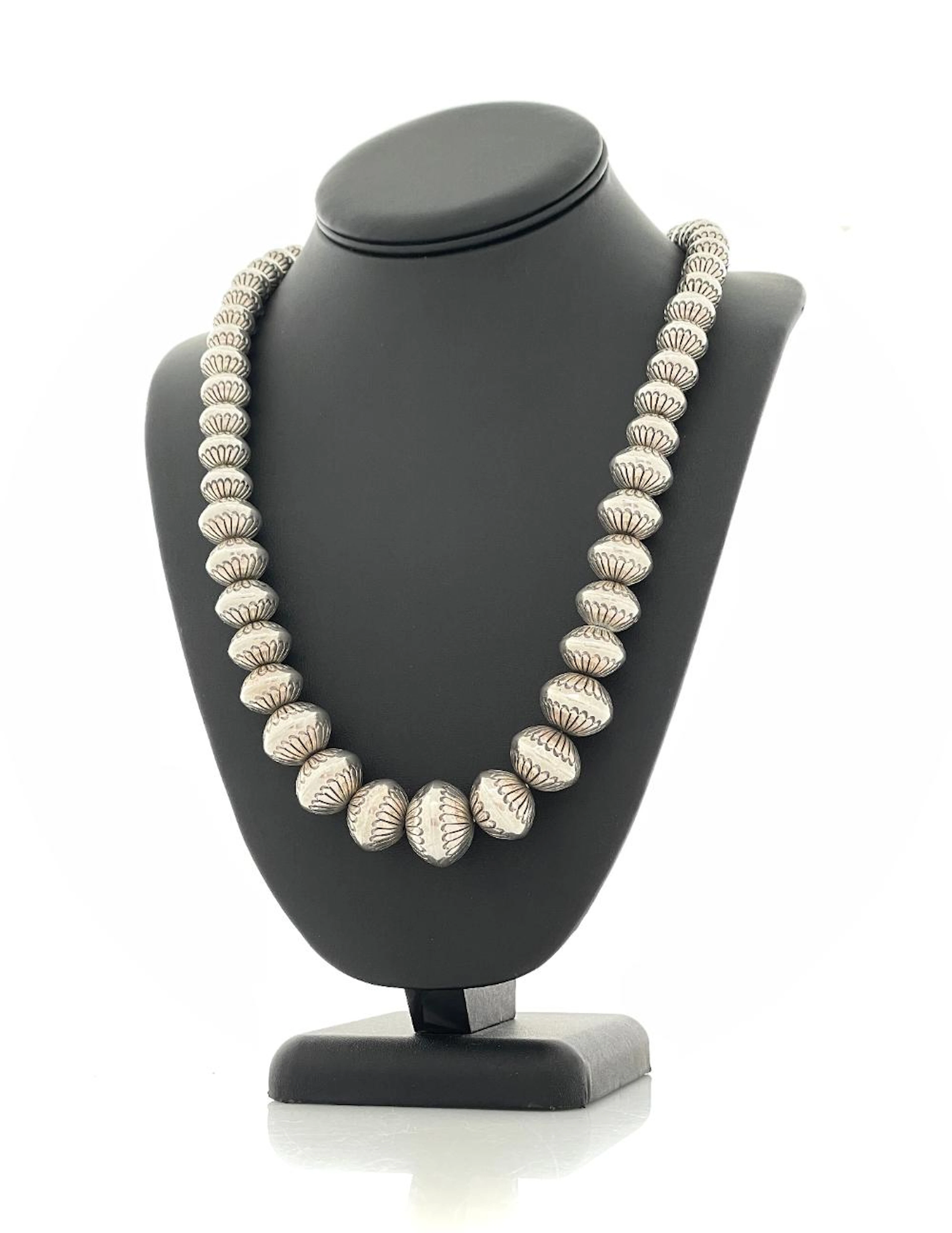 NATIVE AMERICAN GRADUATED STERLING SILVER NAVAJO 'PEARL' NECKLACE