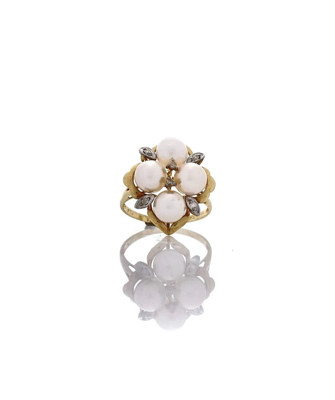 14K YELLOW GOLD DIAMOND & PEARL RING