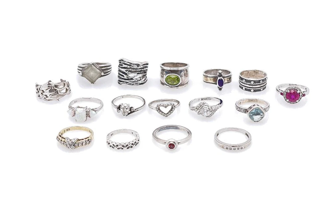 LOT OF 16 STERLING SILVER GEMSTONE RINGS