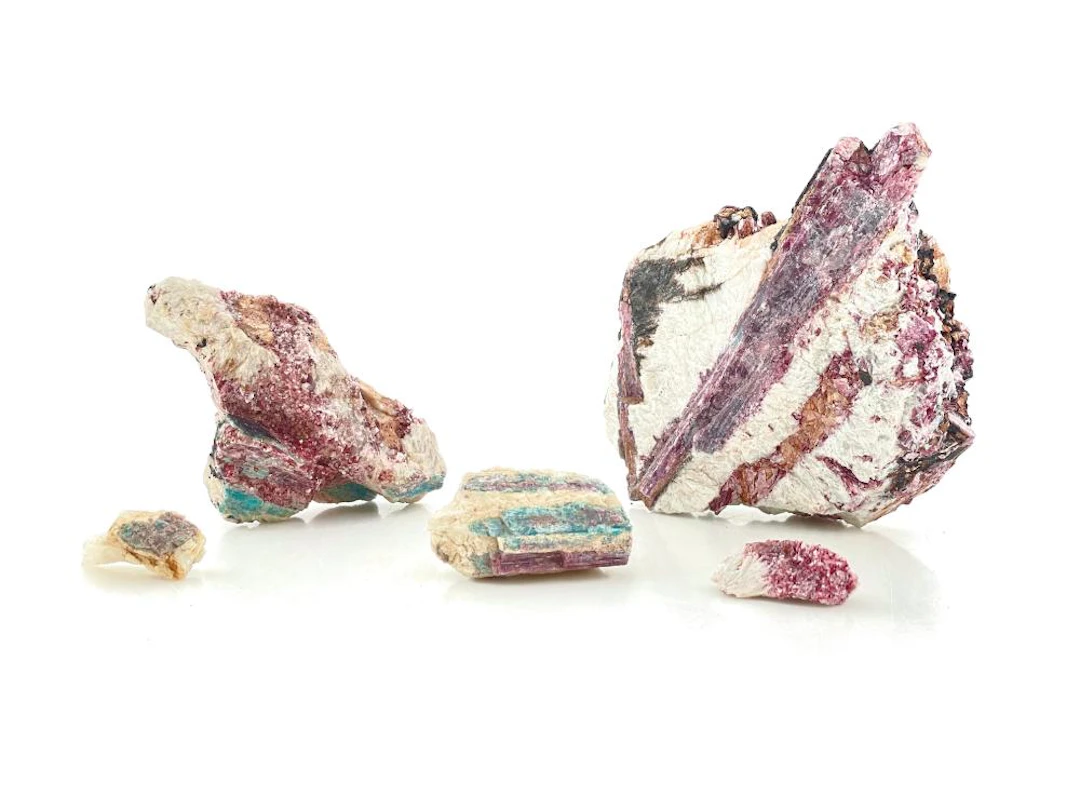 LOT OF 5 SPECIMENS FROM THE MINA DA BATALHA MINE IN THE STATE OF PARAIBA