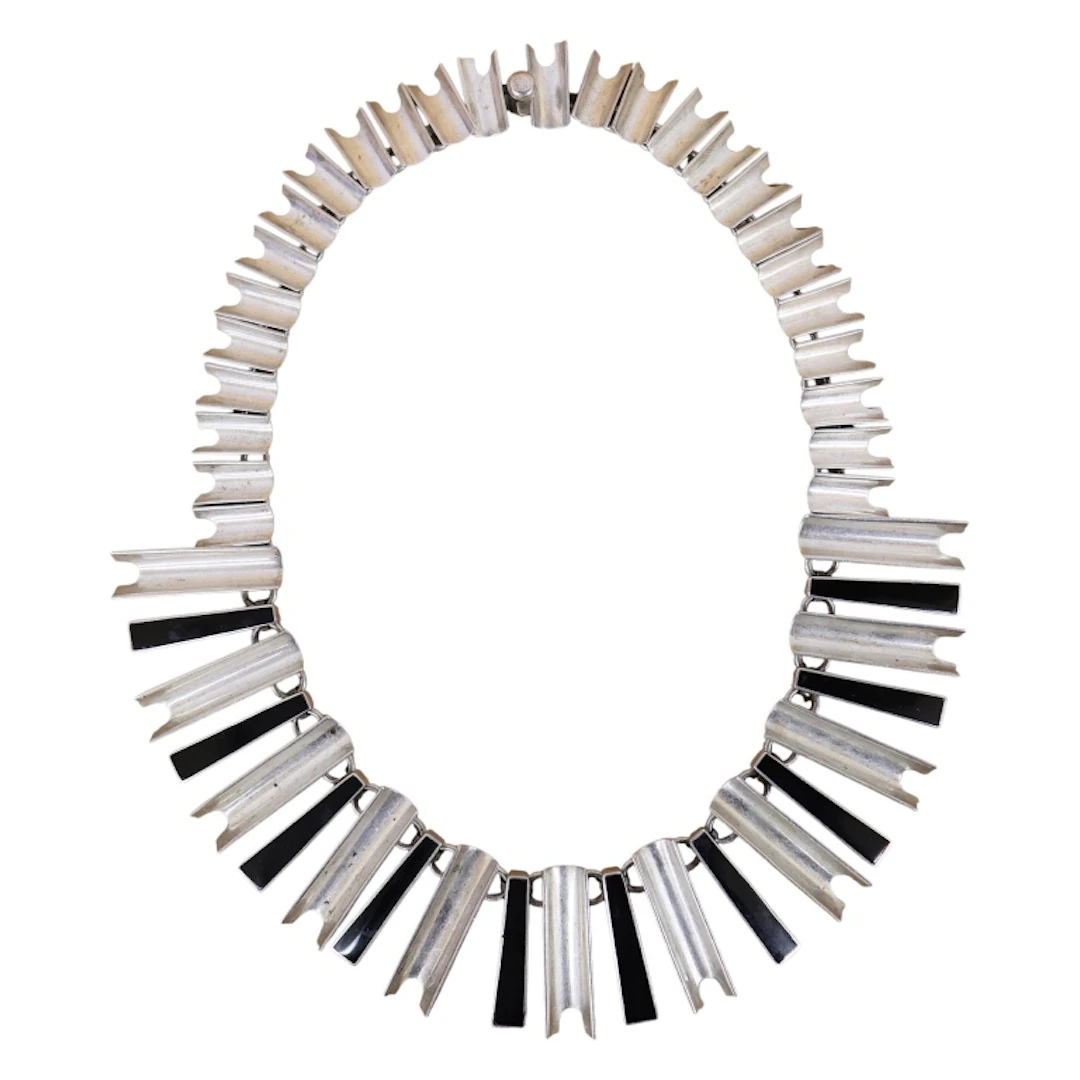 Signed TM-153 Taxco Mexico Sterling Onyx Choker