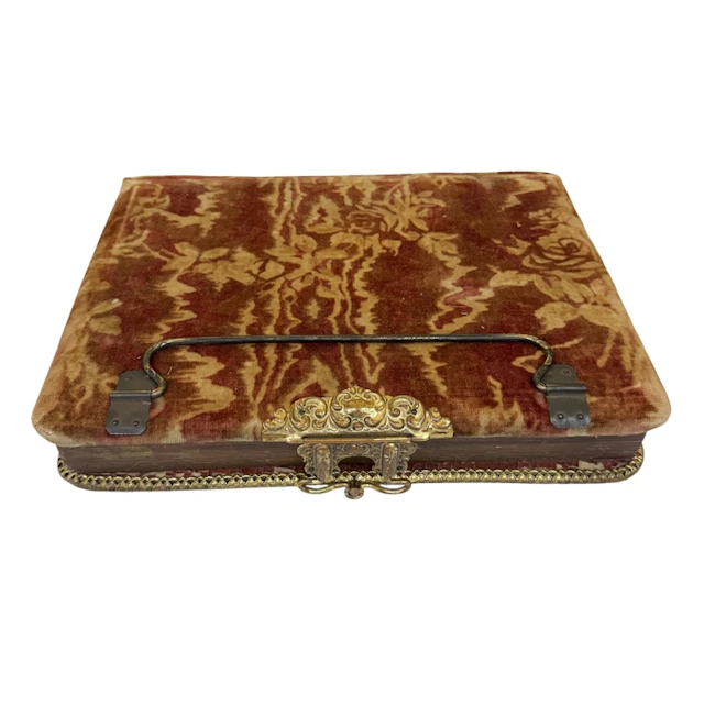 Victorian Floral Portrait Display Photo Album