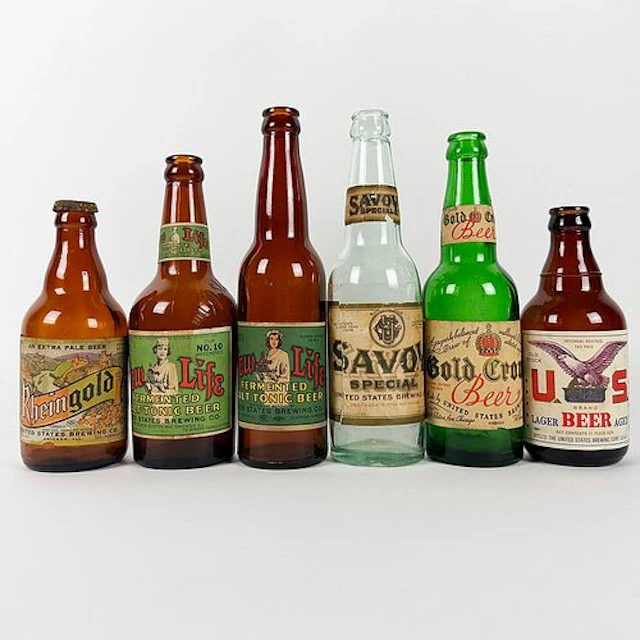 Six United States Brewing Bottles: New Life, Rheingold, Savoy & More CHICAGO