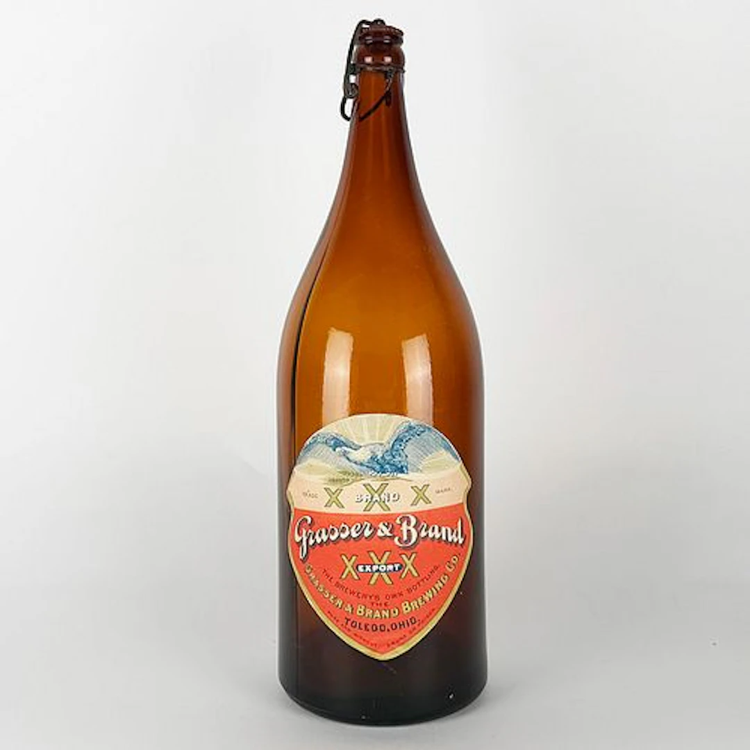 Grasser & Brand XXX Export Beer Swing-Top Bottle, Toledo, Ohio