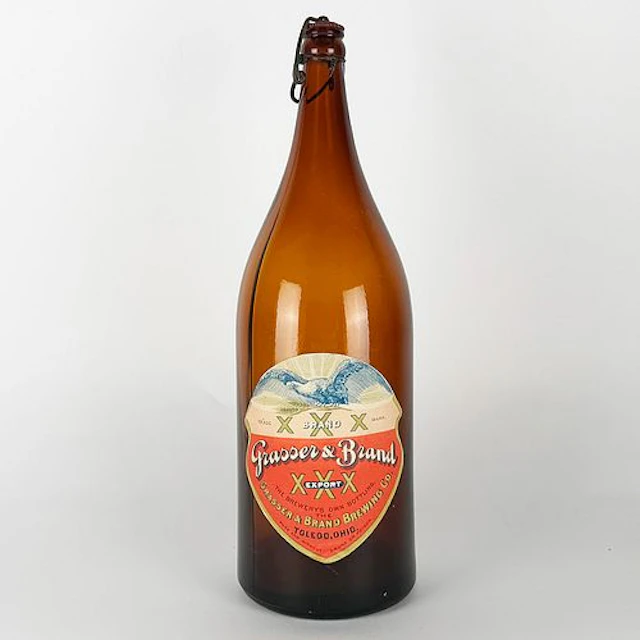 Grasser & Brand XXX Export Beer Swing-Top Bottle, Toledo, Ohio