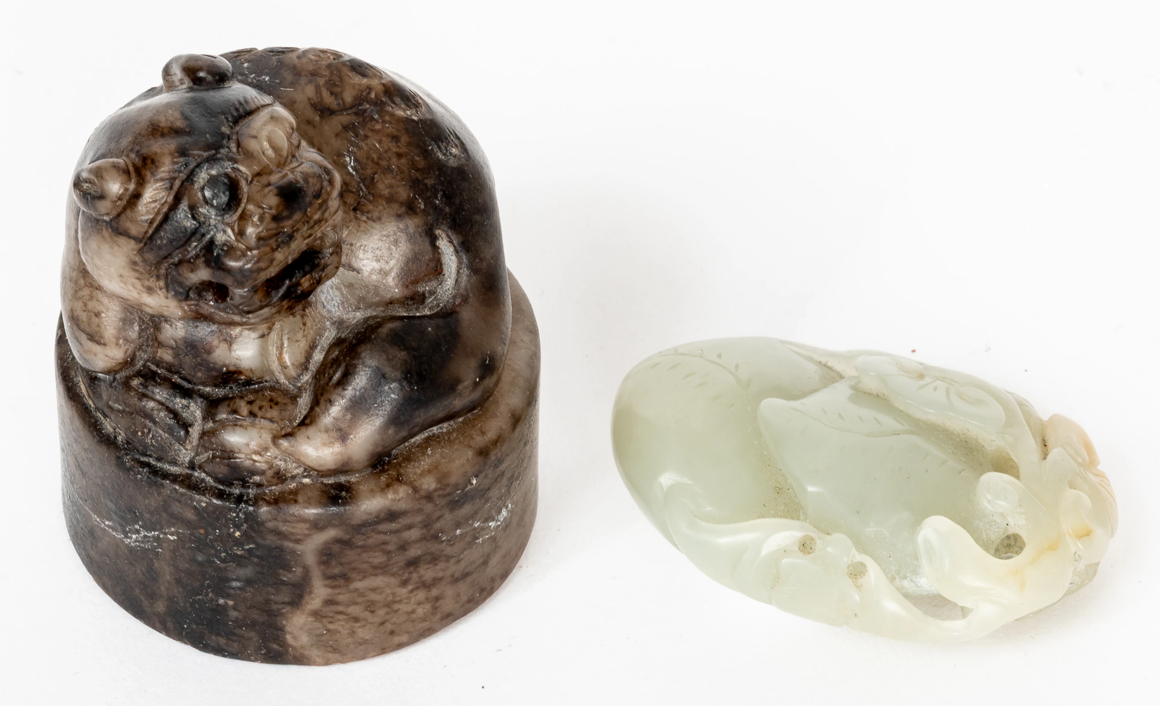 Lot 52: 2 CHINESE JADE FIGURES