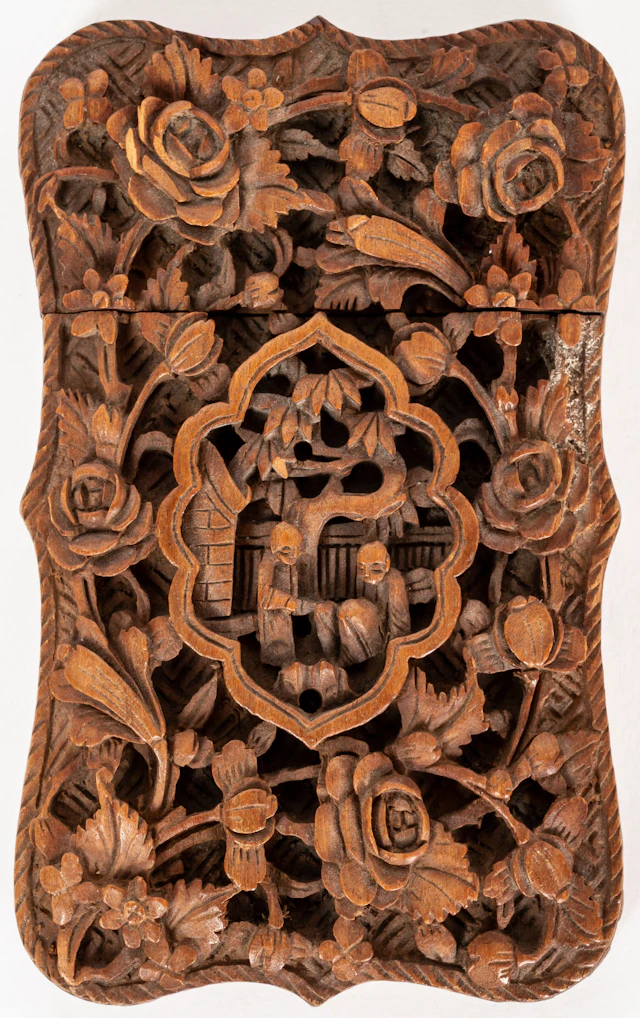 Lot 61: CHINESE WOODEN BUSINESS CARD HOLDER