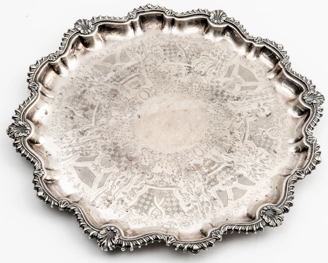 Lot 274: SILVER-PLATED SERVING PLATTER FROM CONFISERIE SPRÜNGLI