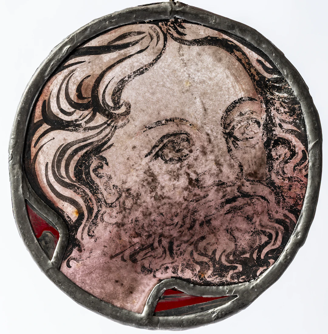 Lot 92: ROUND STAINED GLASS SHOWING ST. APOSTLE PETER (?)