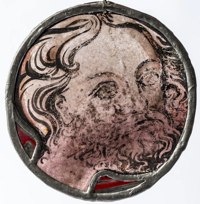 Lot 92: ROUND STAINED GLASS SHOWING ST. APOSTLE PETER (?)