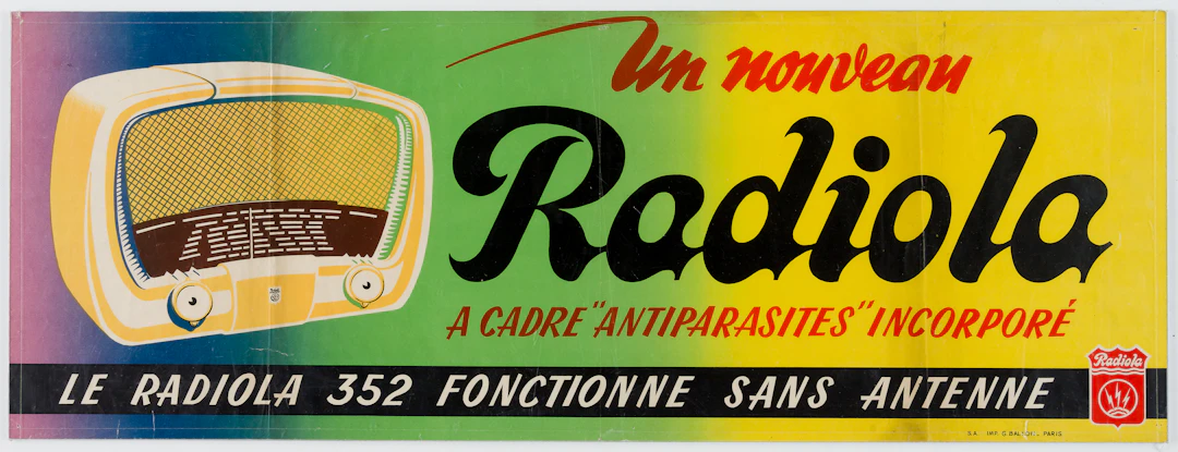 Lot 379: ADVERTISING POSTER FOR RADIOLA RADIO WITHOUT AN ANTENNA