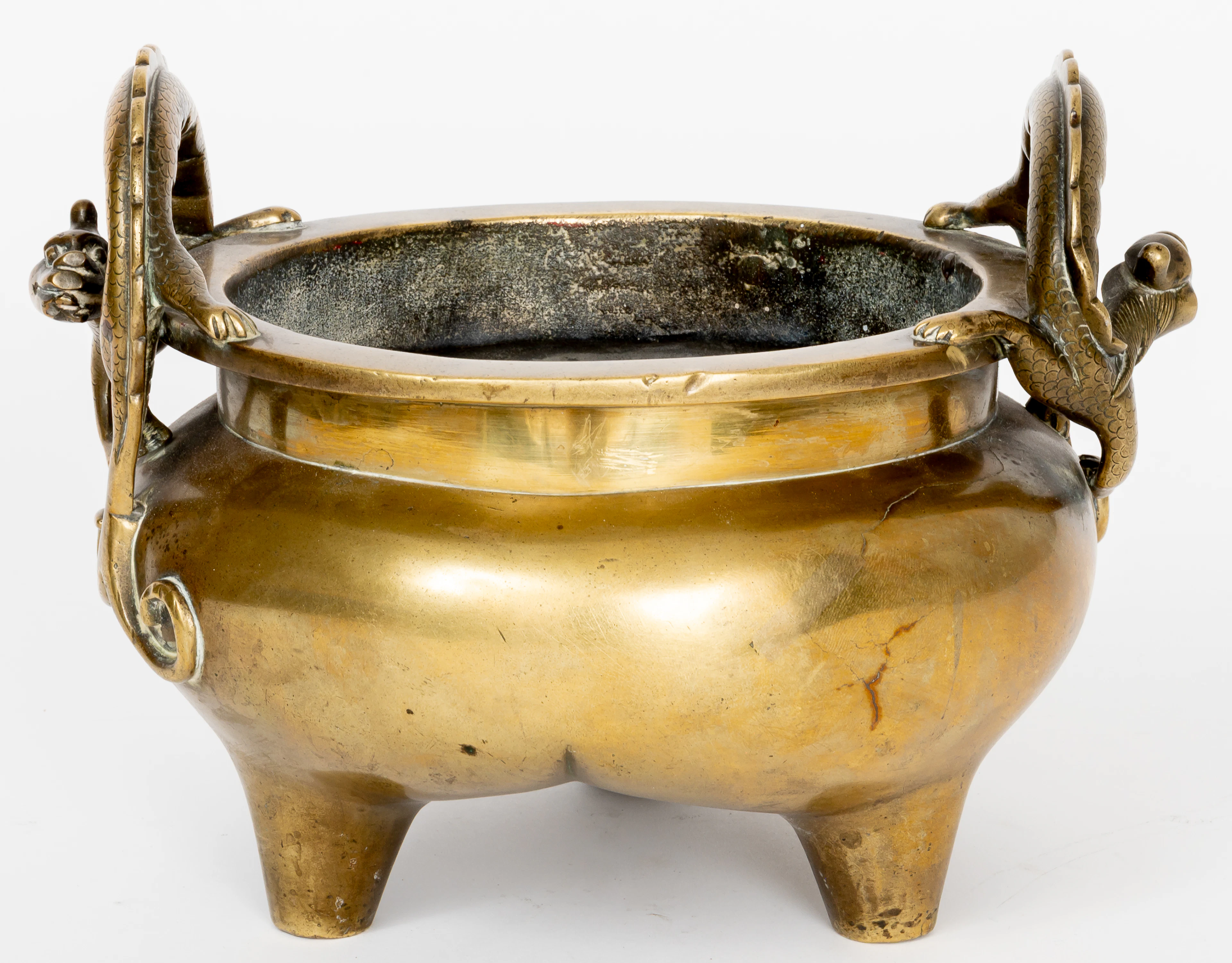Lot 17: CHINESE BRONZE TRIPOD INCENSE BURNER