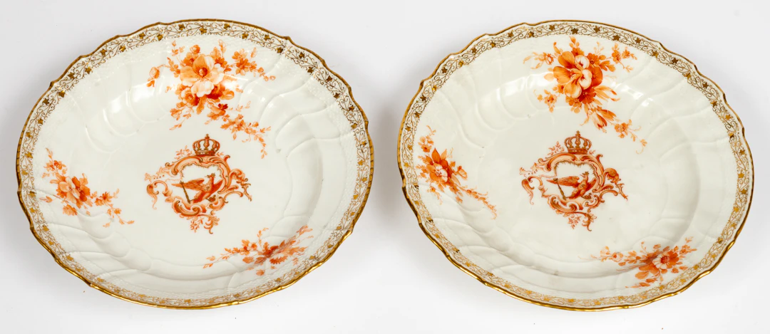 Lot 200: (33A, B) 2 KPM PLATES FROM THE 'GRAND PRUSSIAN SERVICE' OF