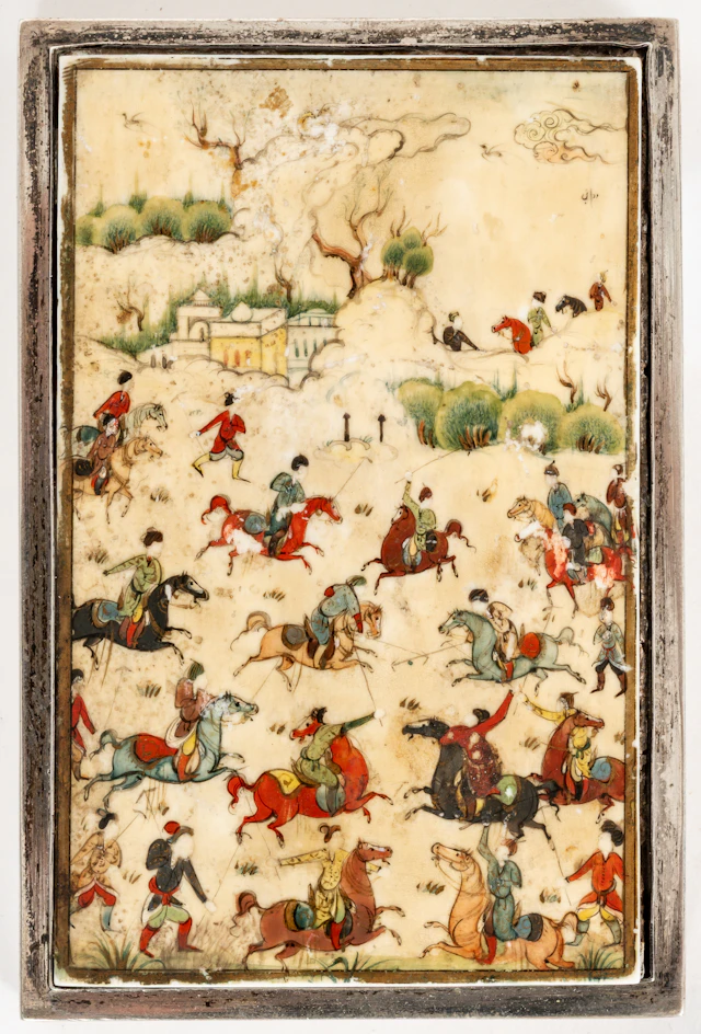 Lot 4: PERSIAN SILVER CASKET WITH MINIATURE PAINTING