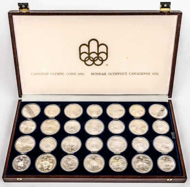 Lot 82: 1976 CANADIAN OLYMPIC SILVER COIN SEIT IN ORIGINAL CASE