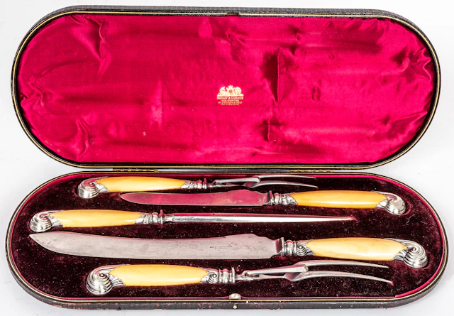 Lot 297: 5-PIECE CARVING SET BY MACKAY AND CHISHOLM, EDINBURGH