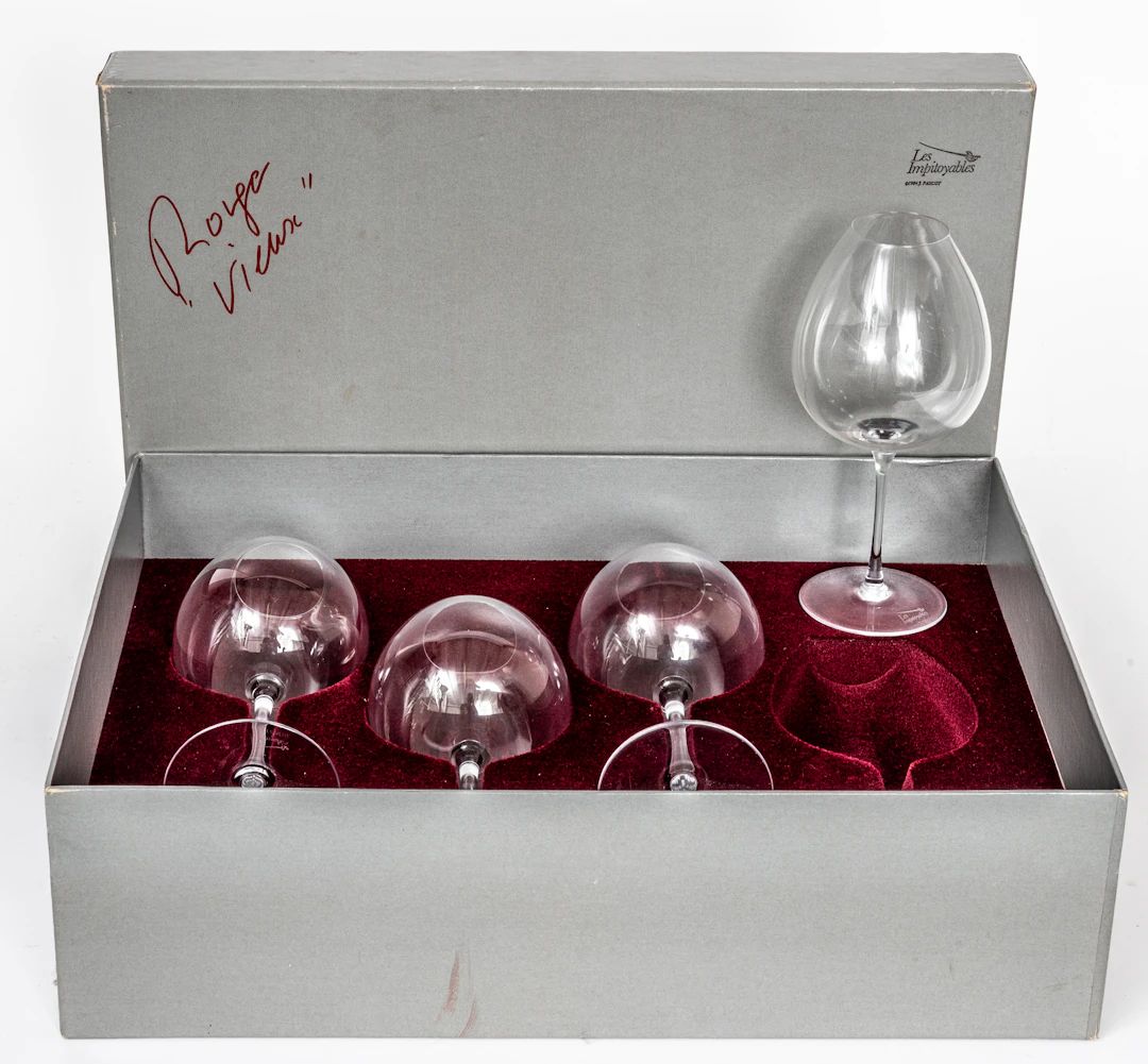Lot 101: PEUGEOT SAVEURS “LES IMPITOYABLES” TASTING GLASSES SET