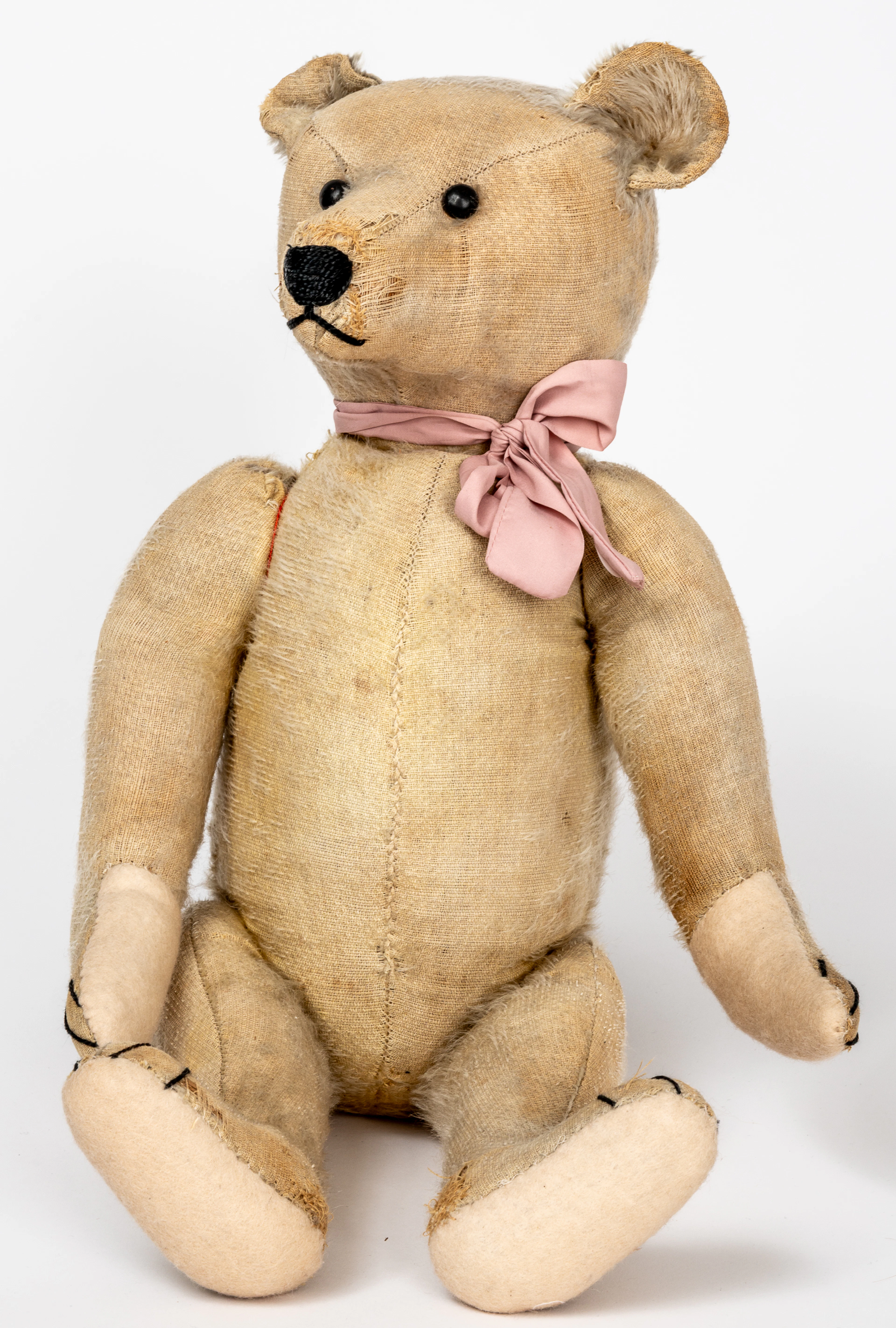 Lot 371: ORIGINAL STEIFF TEDDY BEAR WITH SHOE-BUTTON EYES