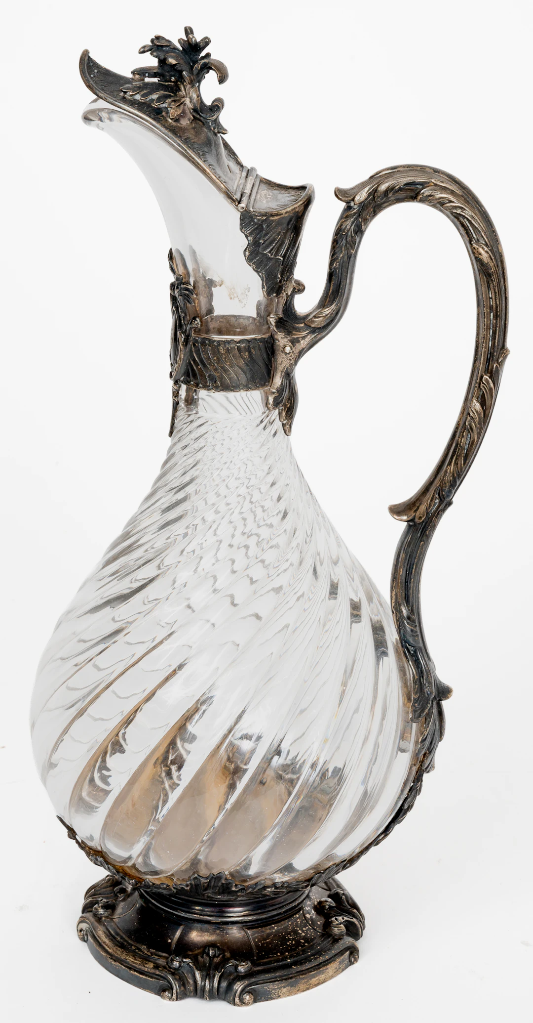 Lot 291: FRENCH CRYSTALGLASS CARAFE WITH SILVER MOUNT