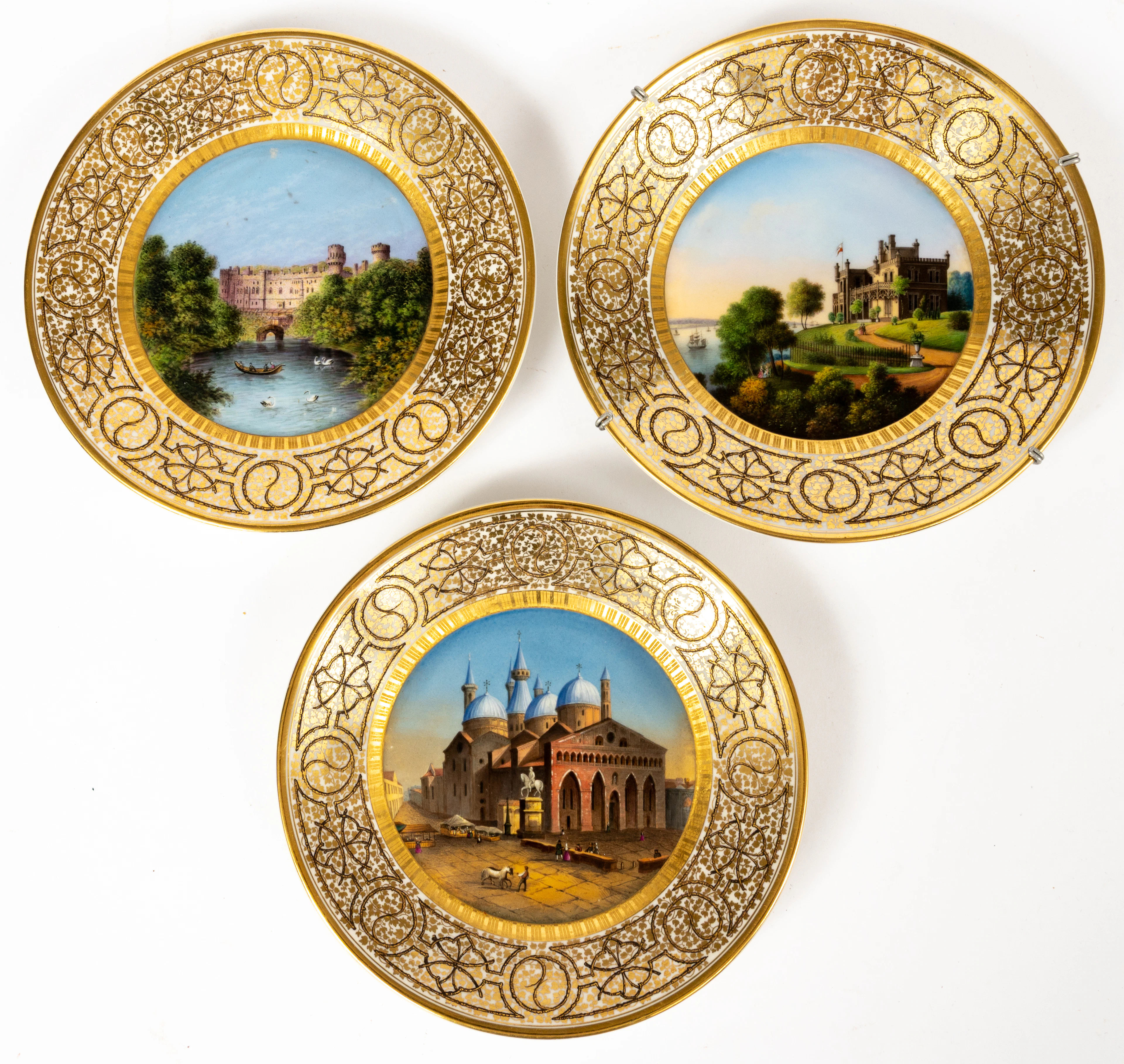 Lot 172: (37, 38, 39) DECORATIVE PLATES WITH VARIOUS VIEWS