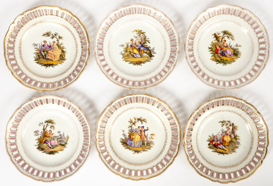 Lot 156: (61,62,68-71) 6 DECORATIVE PLATES WITH GALLANT SCENES AND