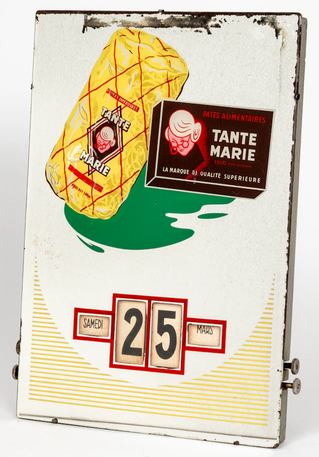 Lot 378: VINTAGE ADVERTISING CALENDAR WITH MIRROR FROM THE FRENCH