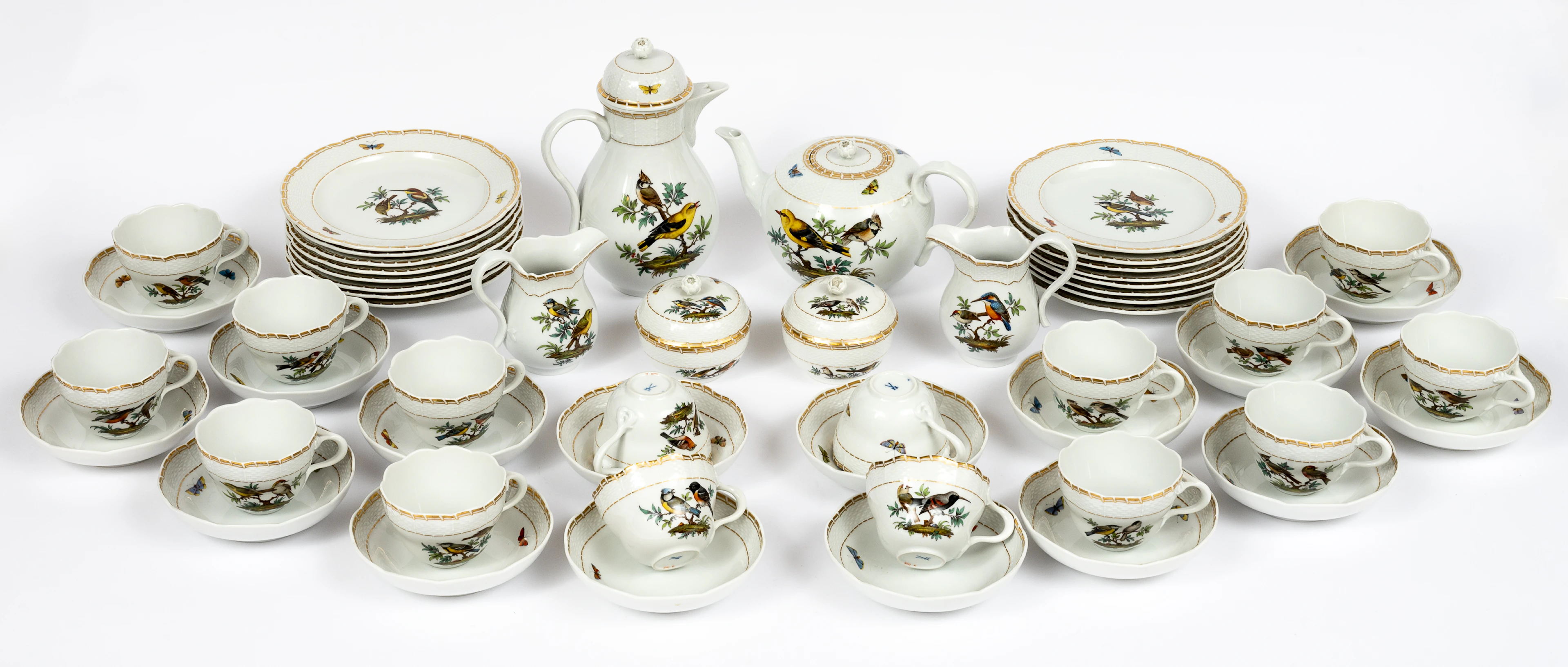 Lot 218: MEISSEN COFFEE AND TEAS SERVICE WITH BIRD DECOR