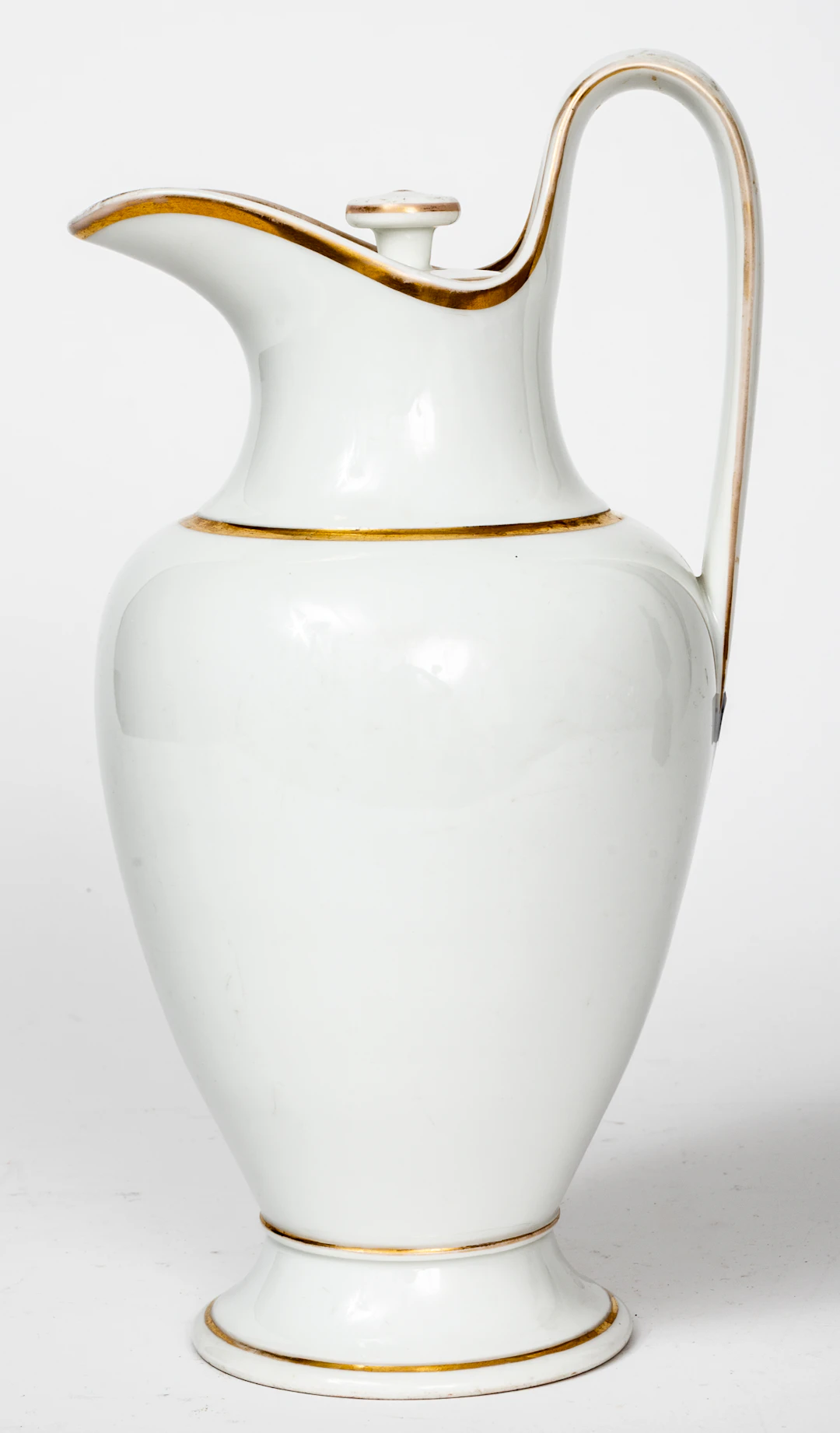 Lot 230: WHITE PORCELAIN PITCHER WITH GOLDEN RIM