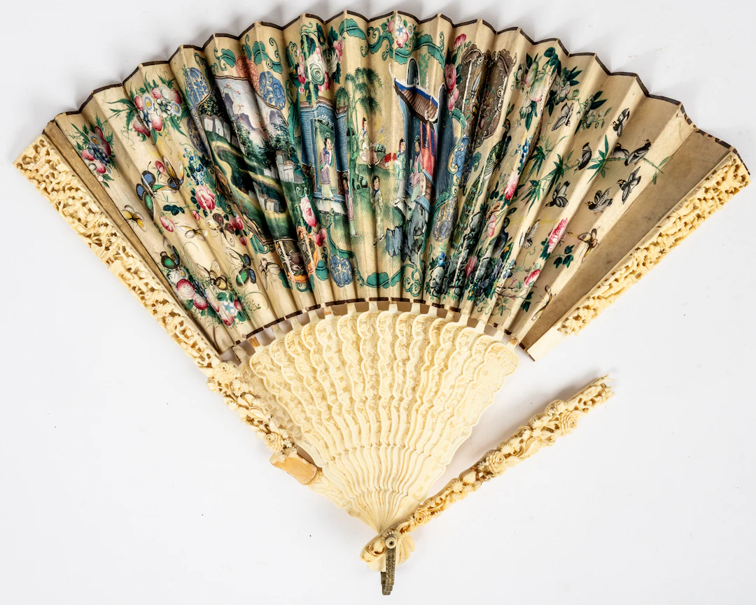 Lot 56: (12) CHINESE FOLDING FAN