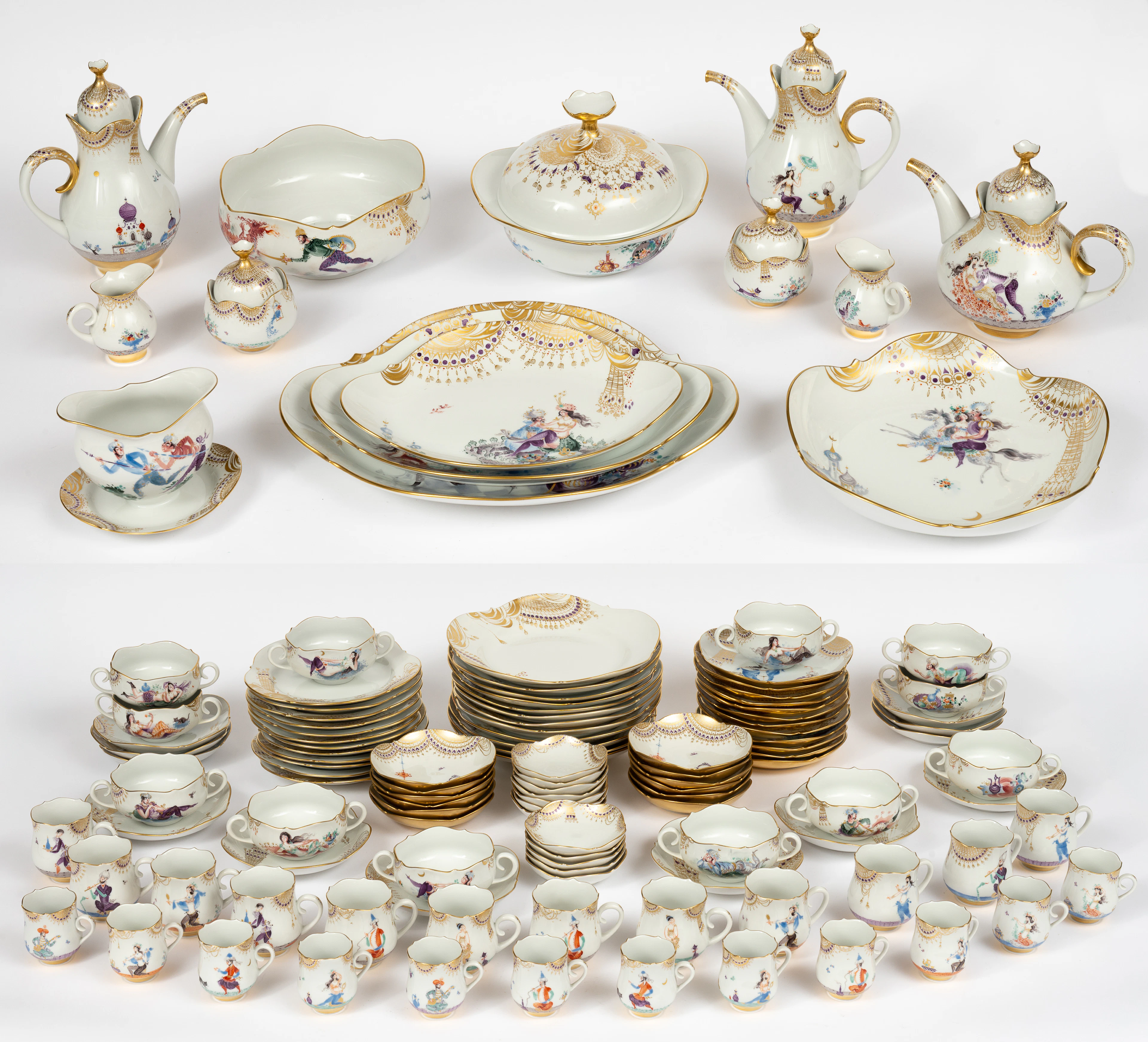Lot 214: EXTENSIVE MEISSEN DINNER SERVICE '1001 NIGHTS'