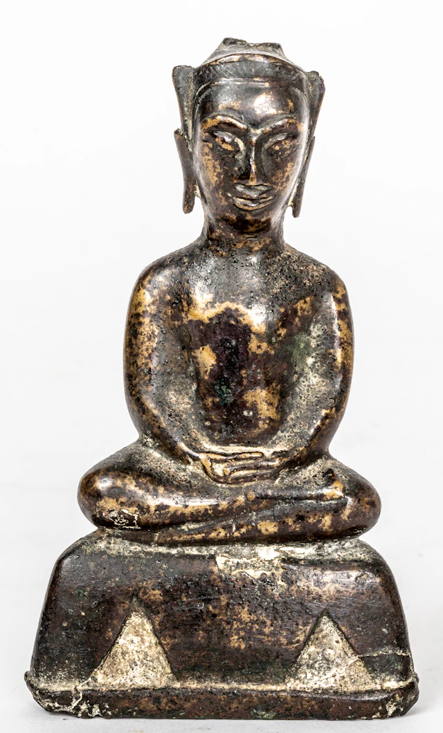 Lot 47: THAI SEATED BUDDHA