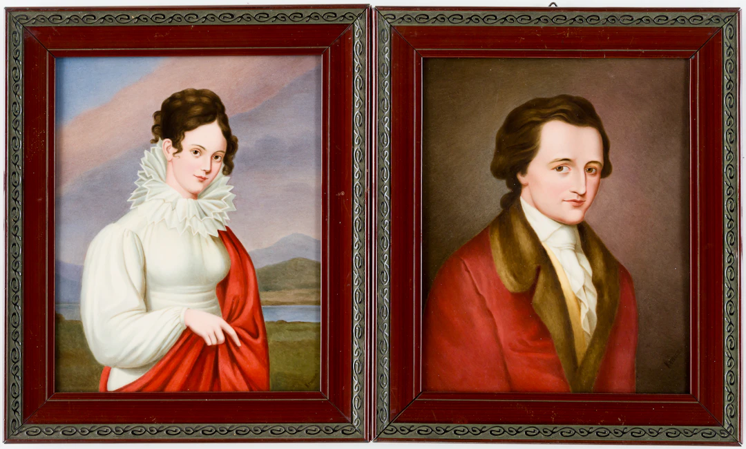 Lot 239: (86,87) 2 PORCELAIN PAINTINGS WITH THE PORTRAIT OF WILHELMINE